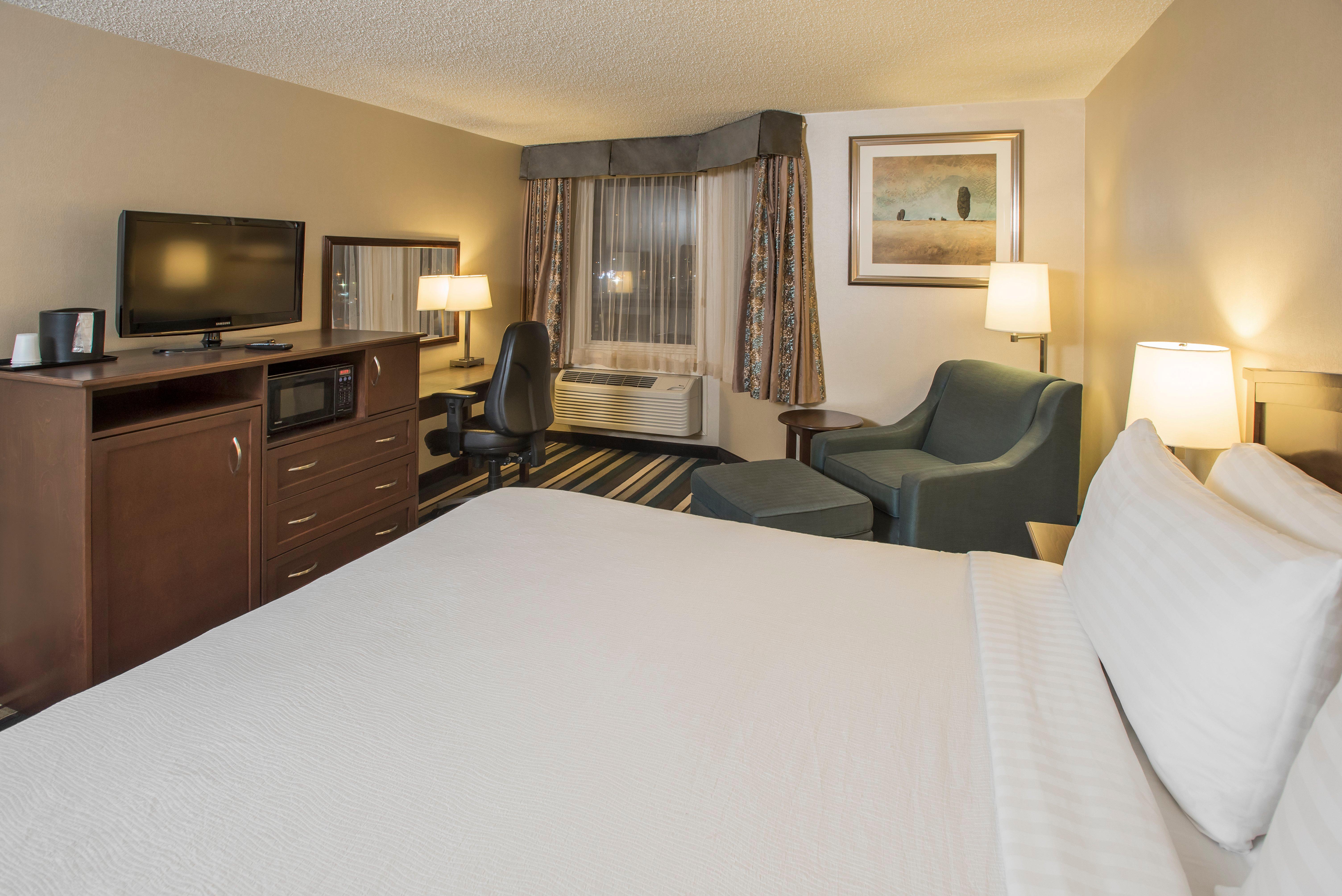 Holiday Inn Conference Centre Edmonton South By Ihg Dış mekan fotoğraf