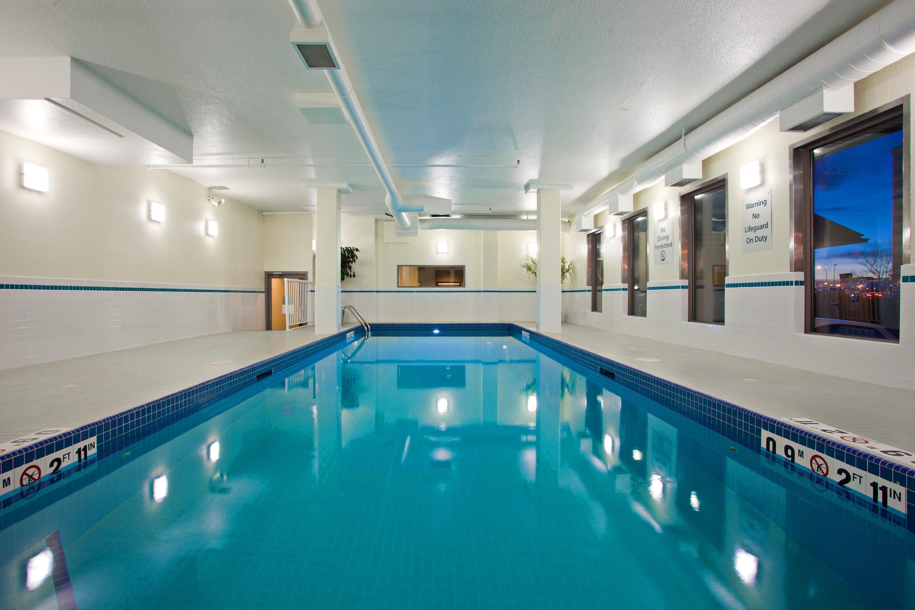 Holiday Inn Conference Centre Edmonton South By Ihg Dış mekan fotoğraf