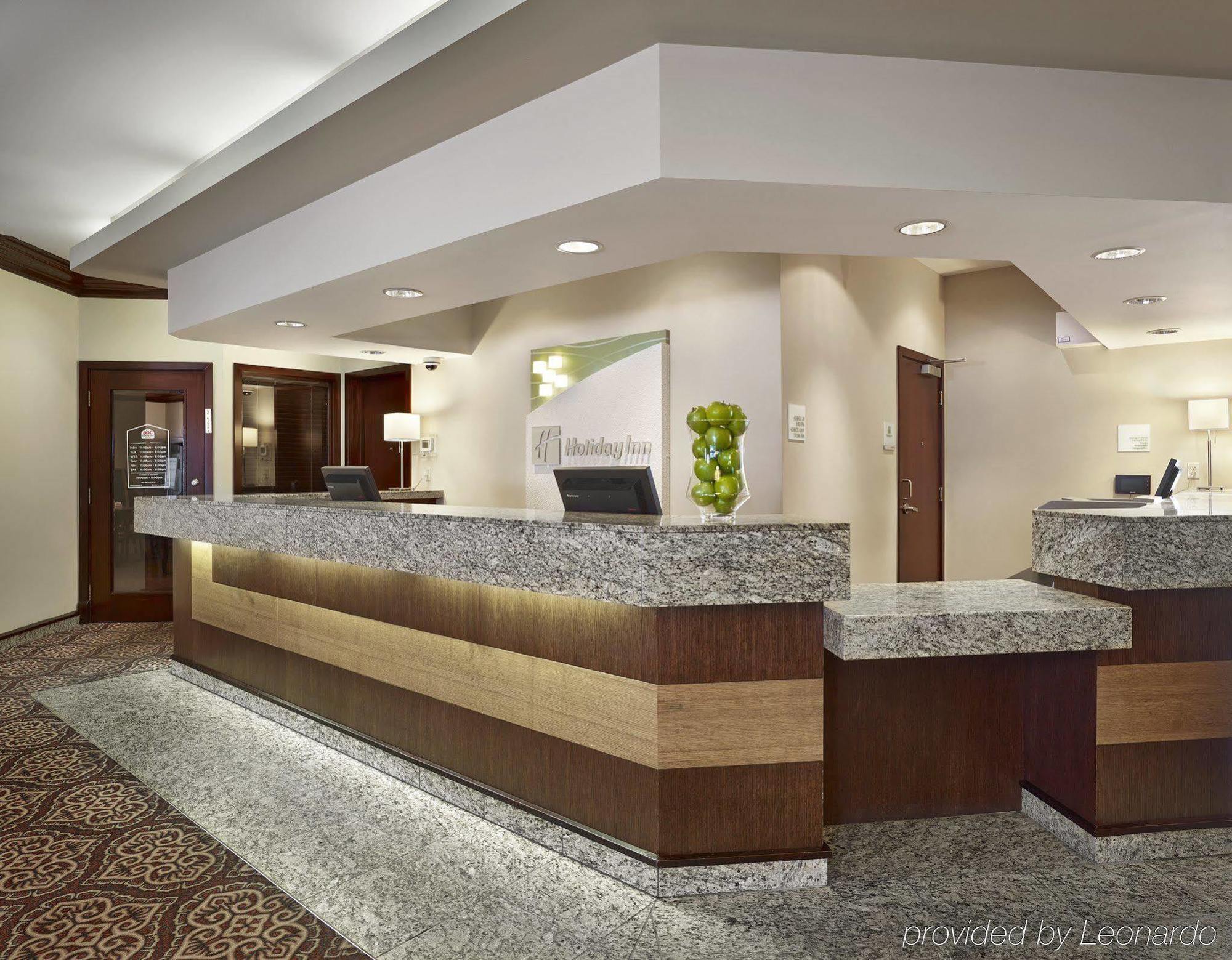 Holiday Inn Conference Centre Edmonton South By Ihg Dış mekan fotoğraf